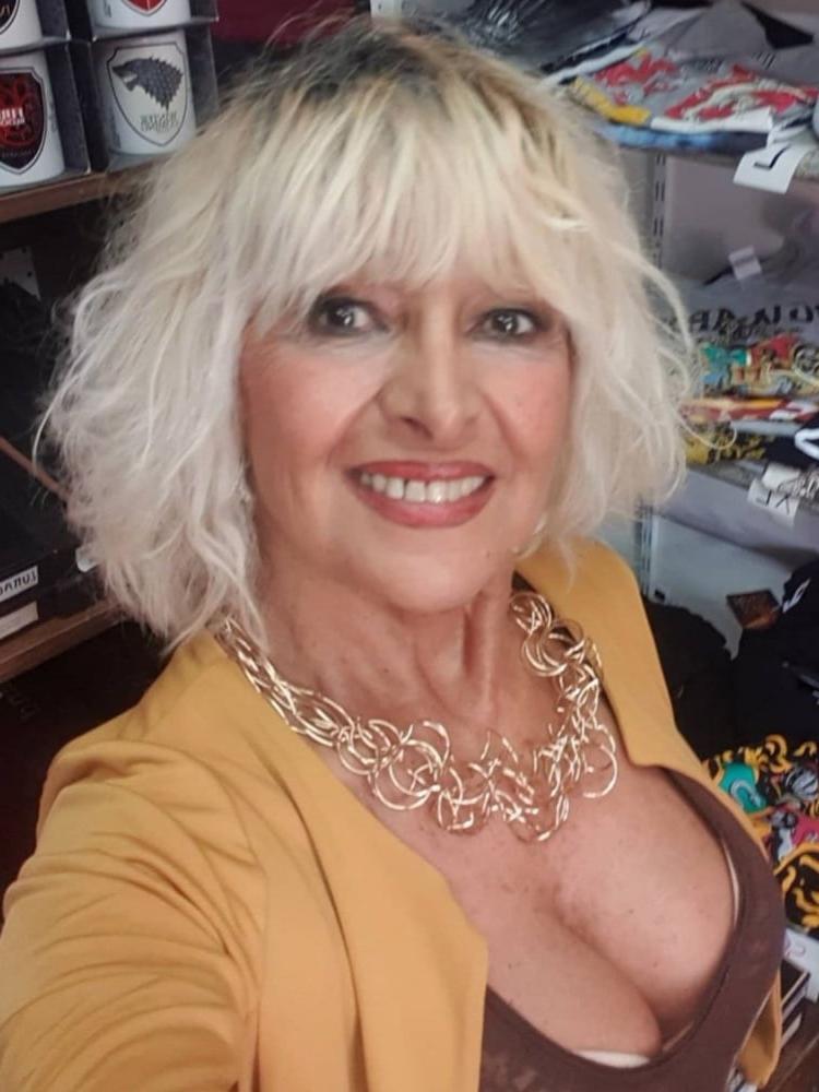 25P Fuckable Milfs and Gilfs