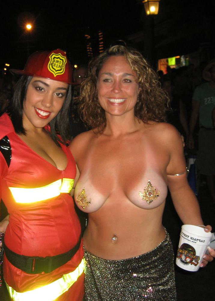 19P Fantasy Fest MILF Laura Wyton 11