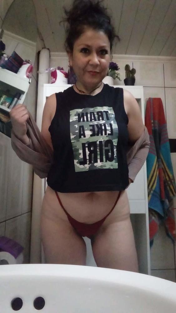 16P chilena milf