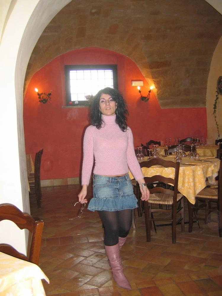 25P Sicilian MILF
