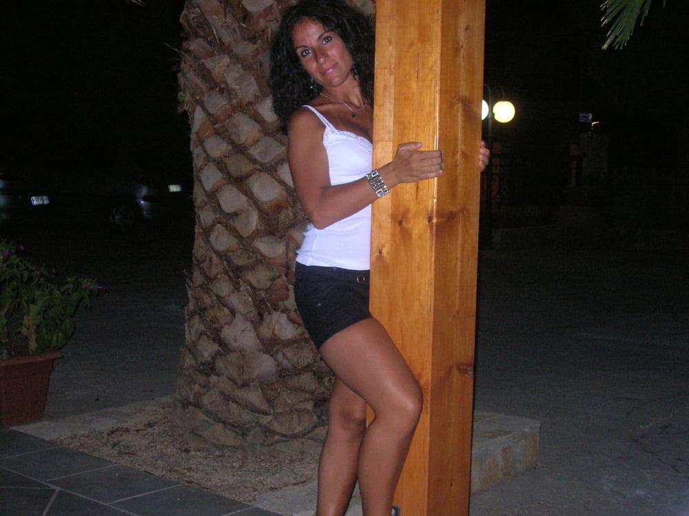 25P Sicilian MILF