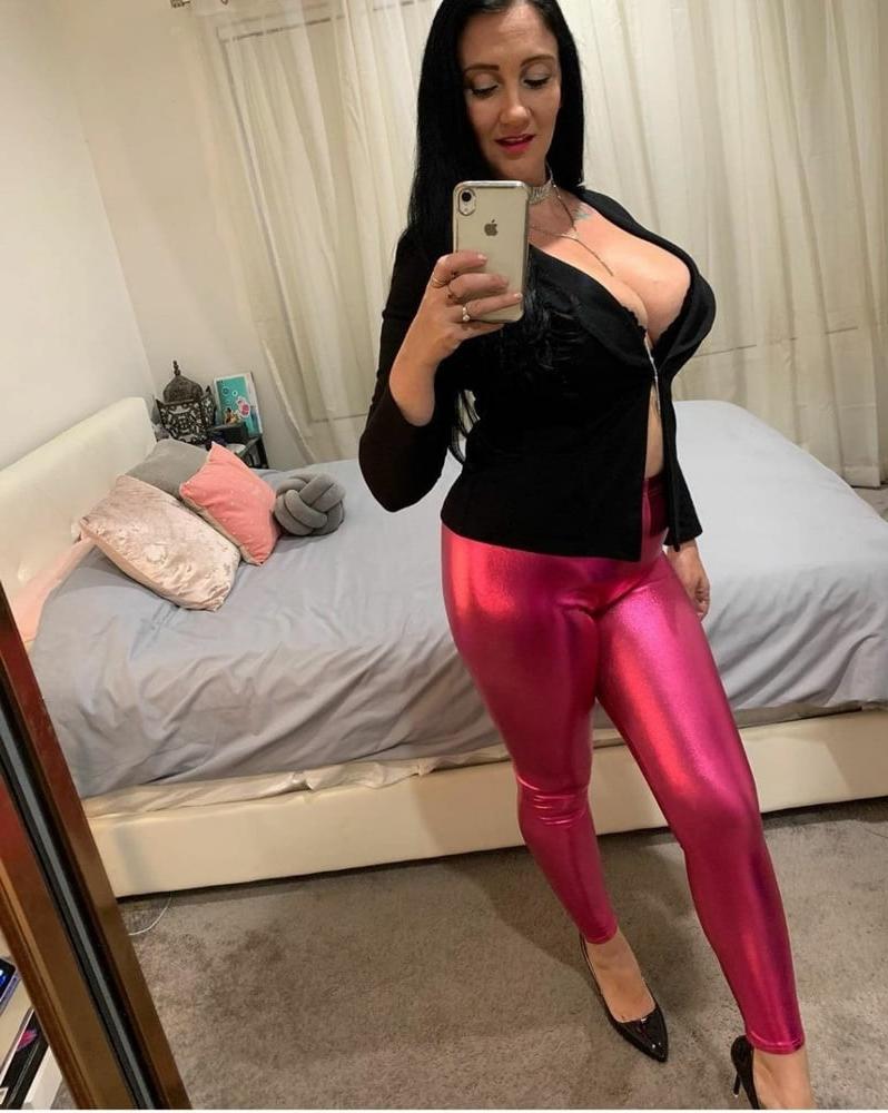 25P TURKISH MILF VOL24 - FANTEZI DUSKUNU MILF