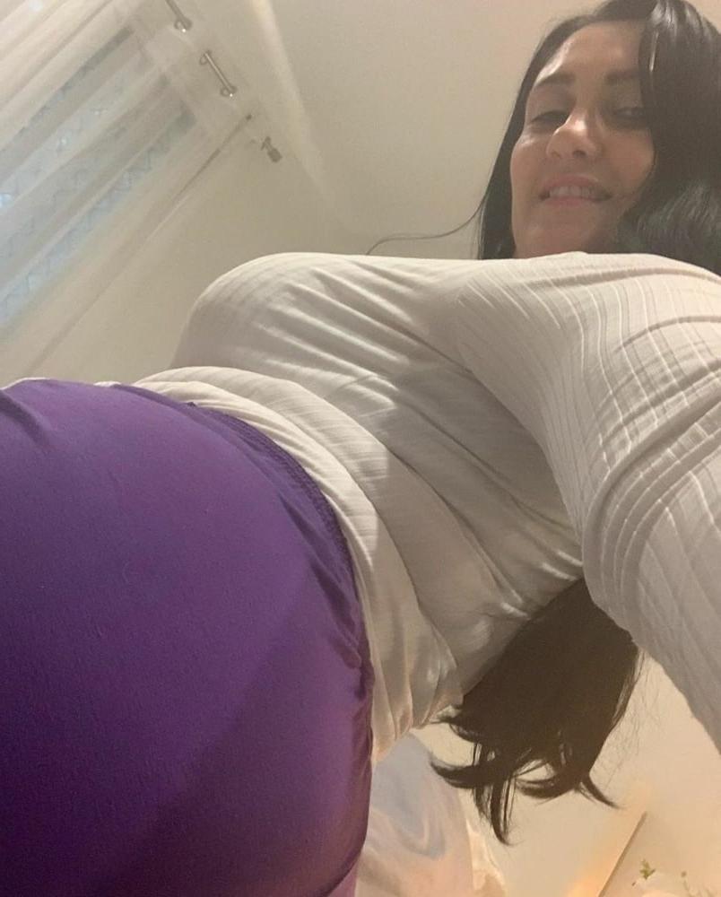 25P TURKISH MILF VOL24 - FANTEZI DUSKUNU MILF