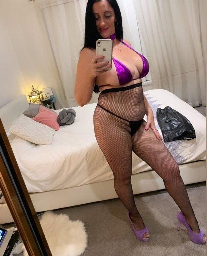 25P TURKISH MILF VOL24 - FANTEZI DUSKUNU MILF