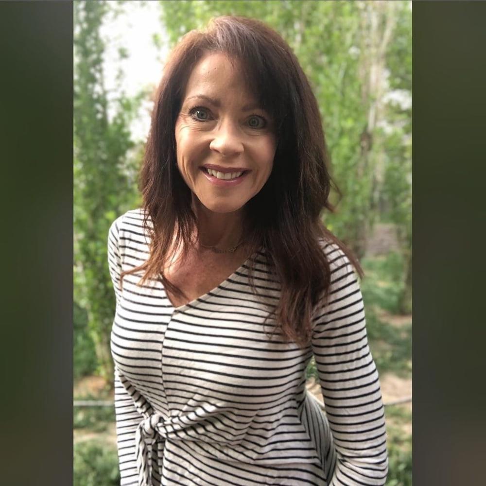 25P Amazing Milf 14