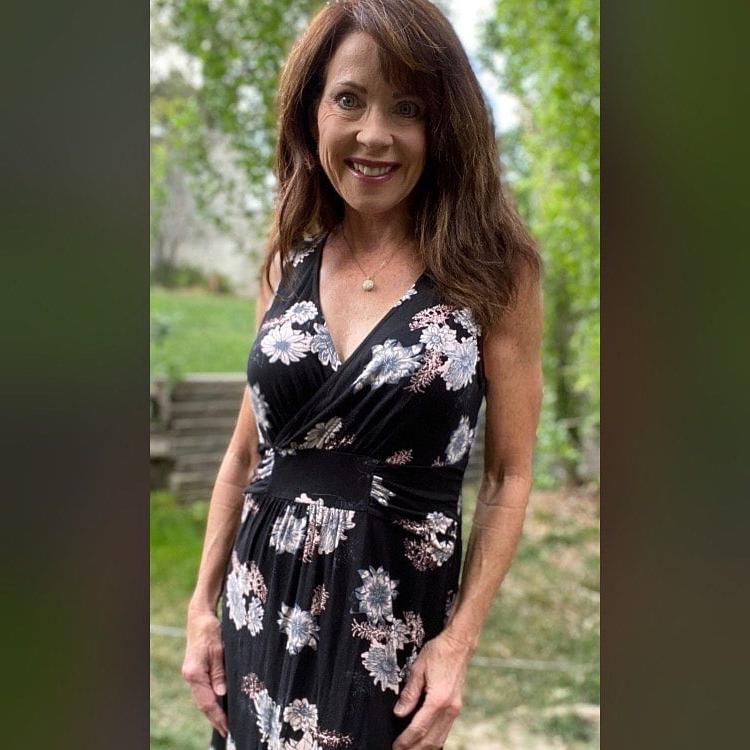 25P Amazing Milf 14