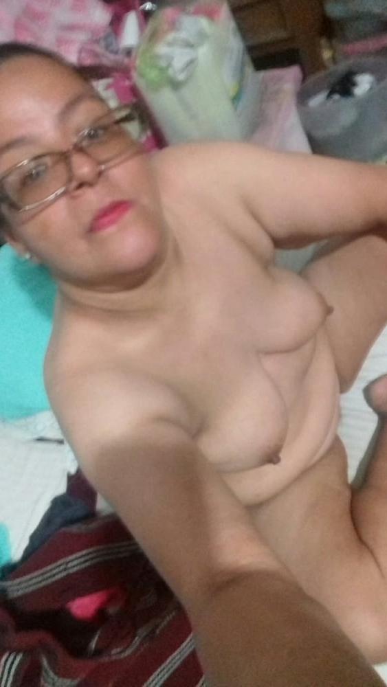 19P milf mexicana azucena de colima, super caliente y pisadora