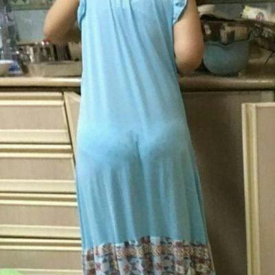 25P Hot hijab and niqab spy