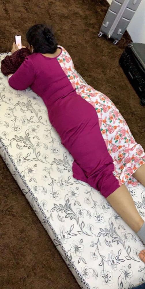 25P Hot hijab and niqab spy