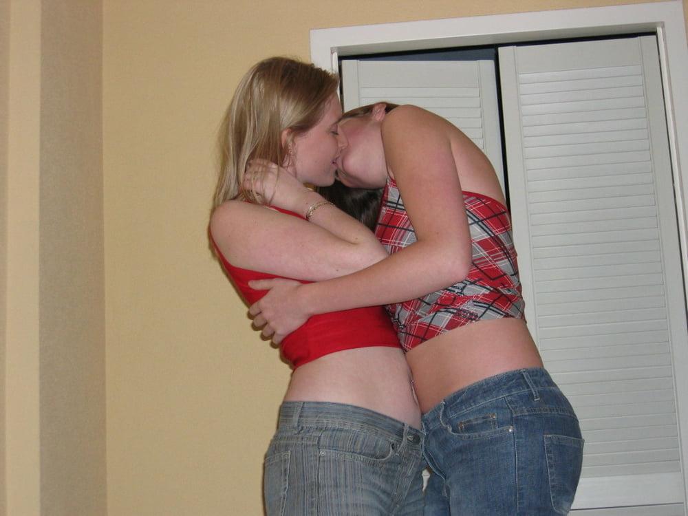 25P Dutch Amateur Slut and Friends