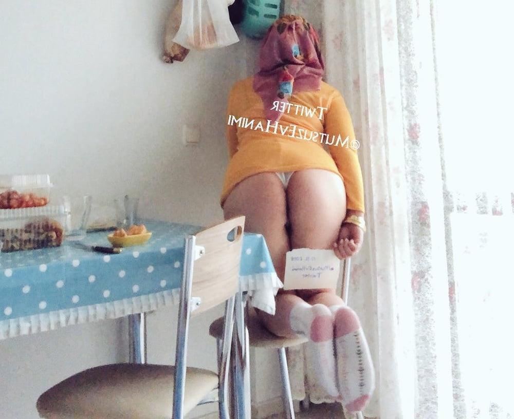 11P Turkish MILF Ev Hanimi Turbanli Mature Amateur