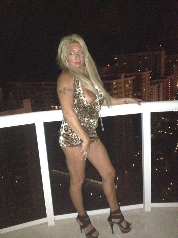25P Old White Wife - BBC Slut
