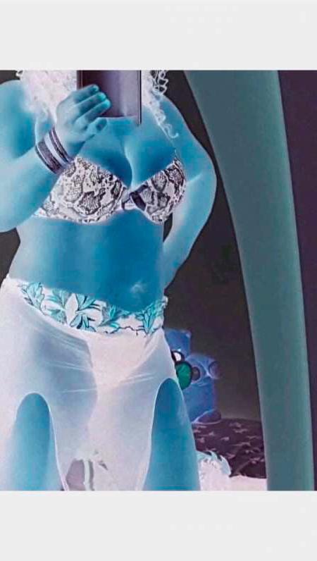 11P Beautiful Negative Pictures #1
