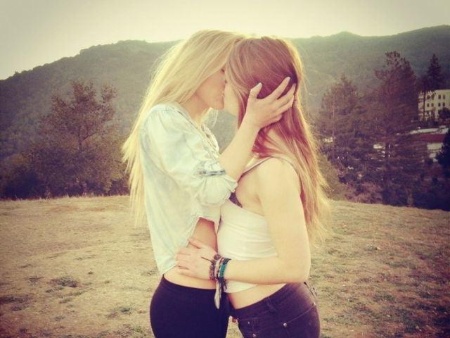 25P Girls Together