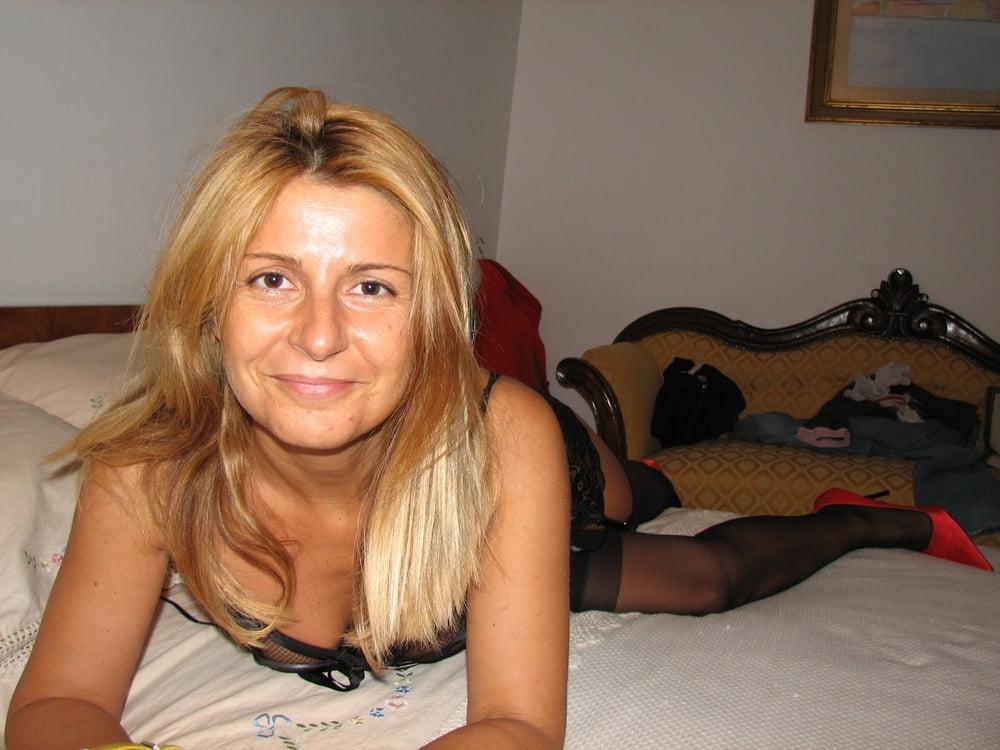 25P Stefanie, Italian MILF