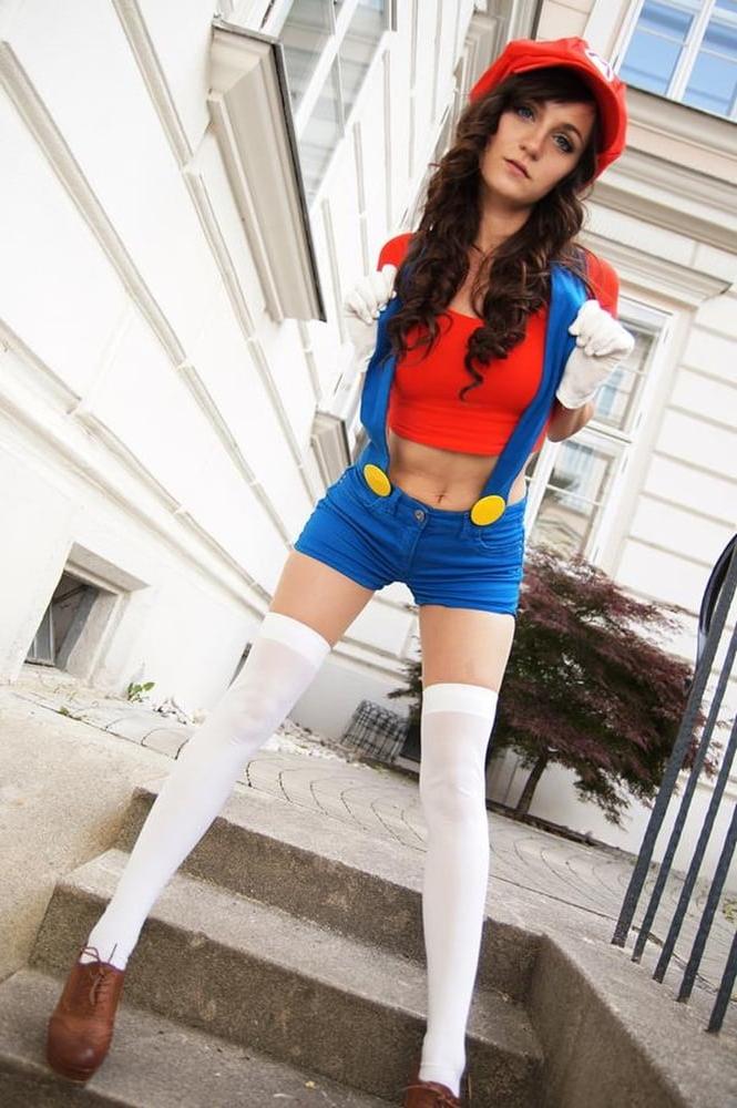 25P MARIO COSPLAY flexible ass legs costume lesbian milf squirt
