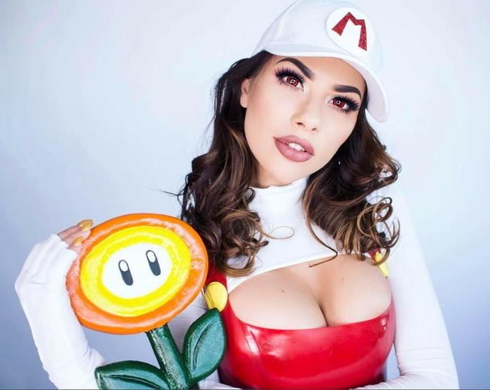 25P MARIO COSPLAY flexible ass legs costume lesbian milf squirt