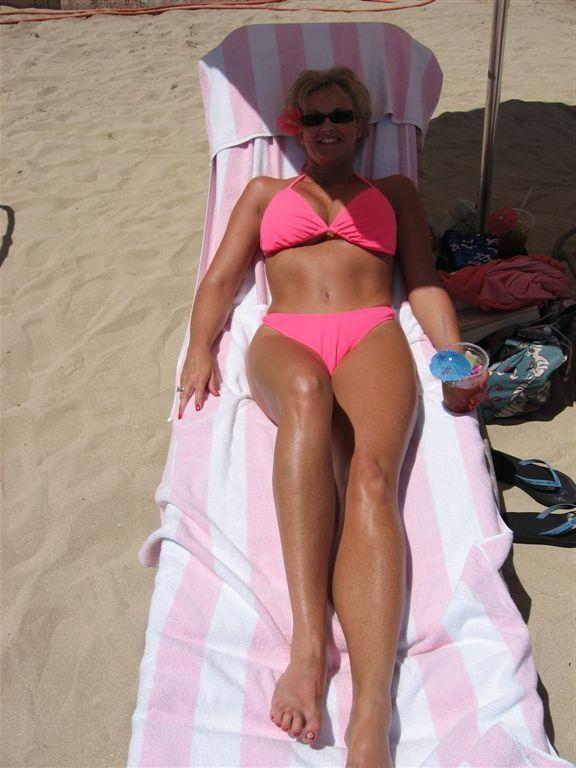 25P Amateur Milfs NN