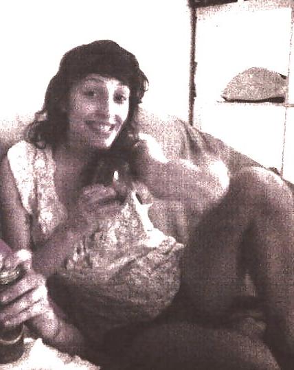 25P Bella belga - sexy lesbian amateur girl