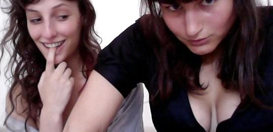 25P Bella belga - sexy lesbian amateur girl