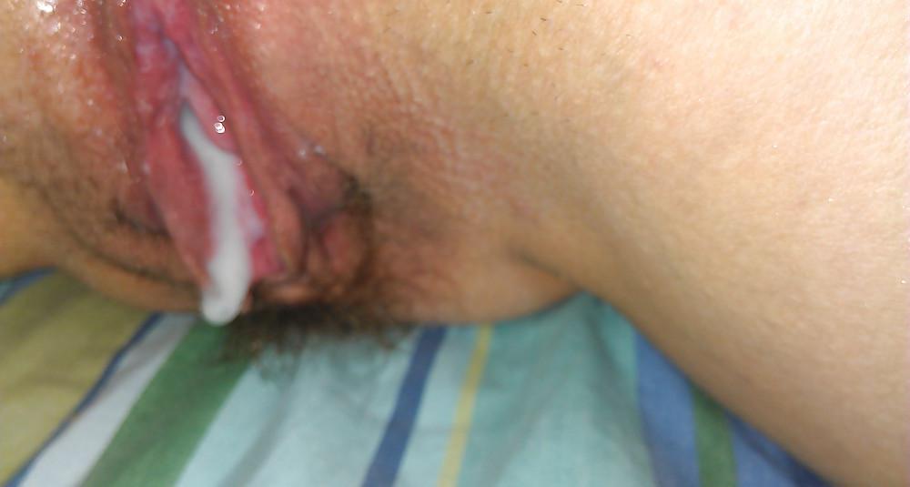 5P Wife Posing and Cumming with BBC