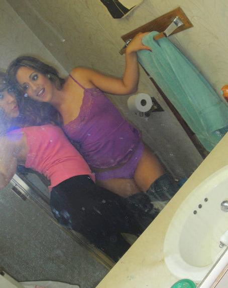 25P SDRUWS2 - LESBIAN NAUGHTY FRIENDS HAVING FUN AFTER PARTY
