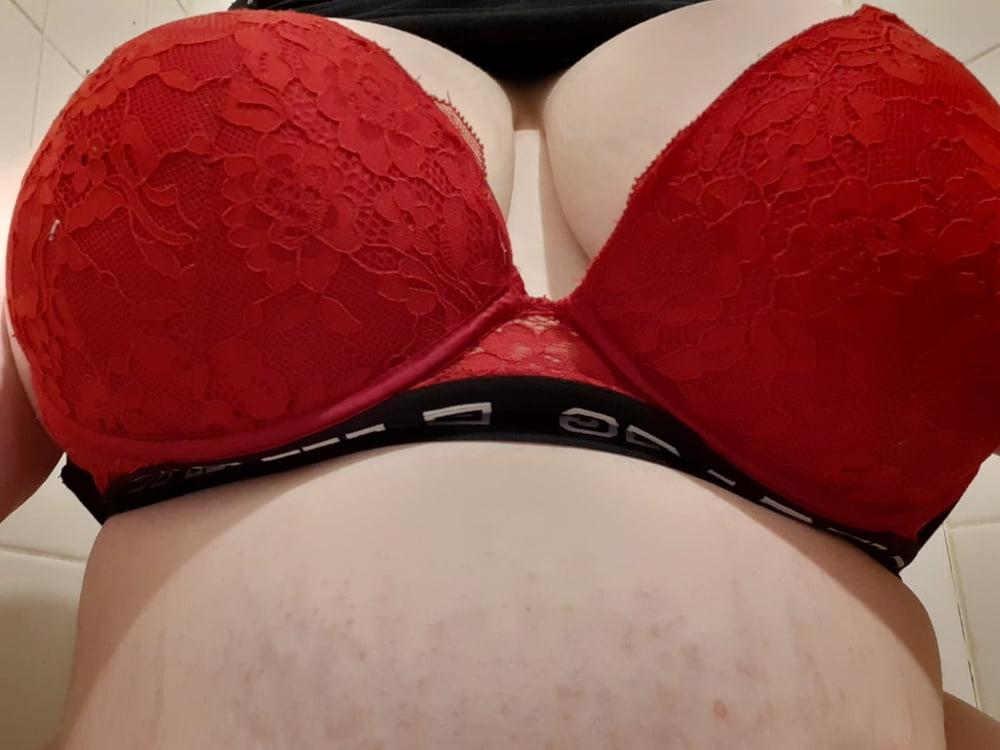 12P Amateur MILFS