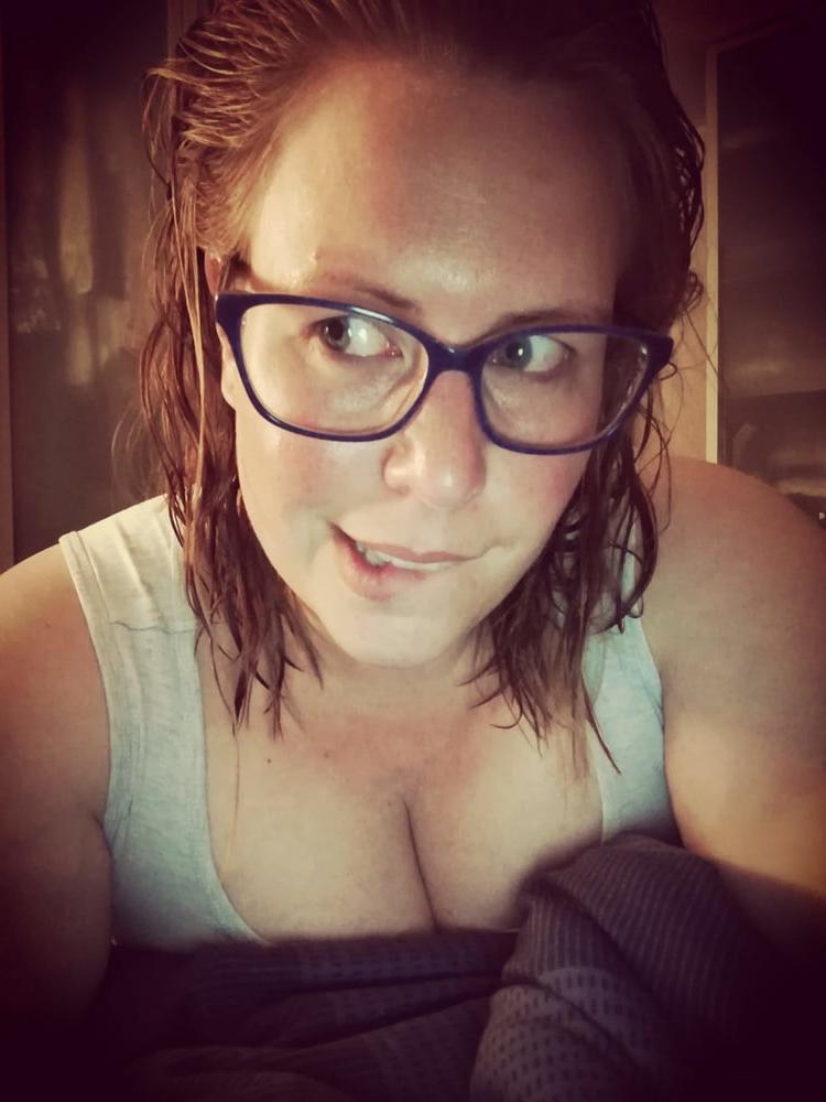 12P Amateur MILFS