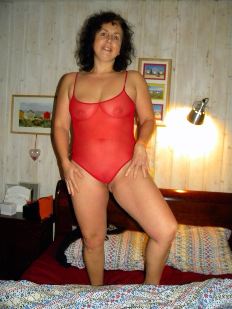 25P Amateur MILFs - 3