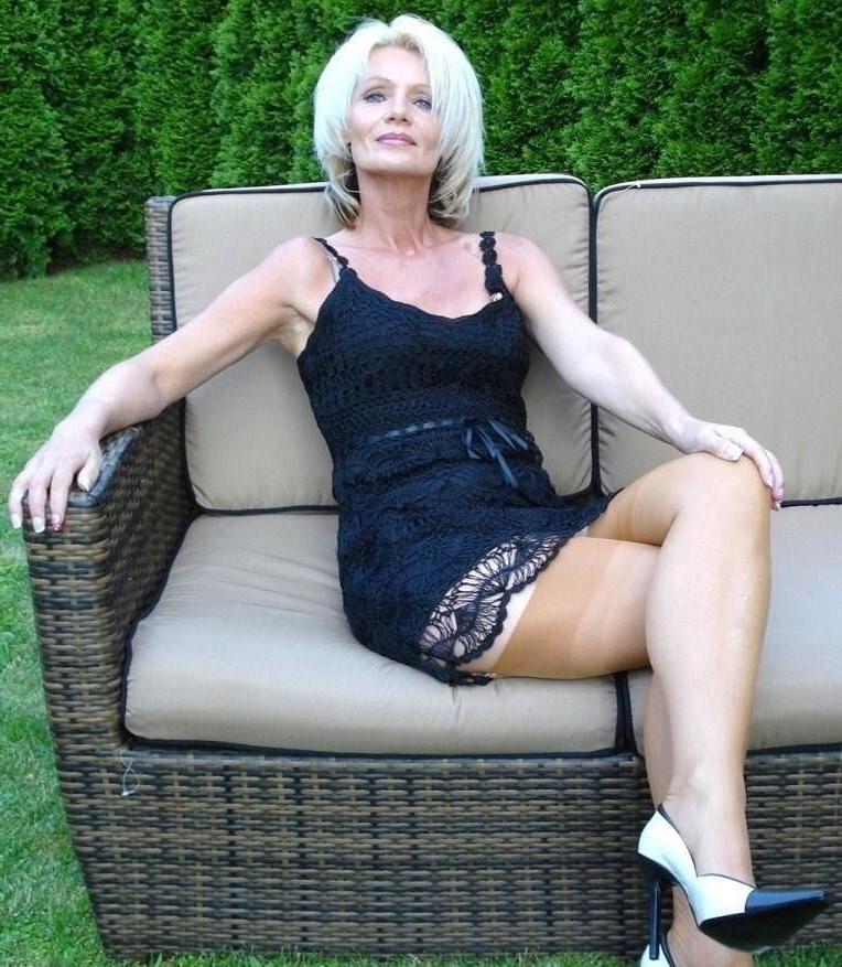25P The Milf Mature and Gilfs Collection 76