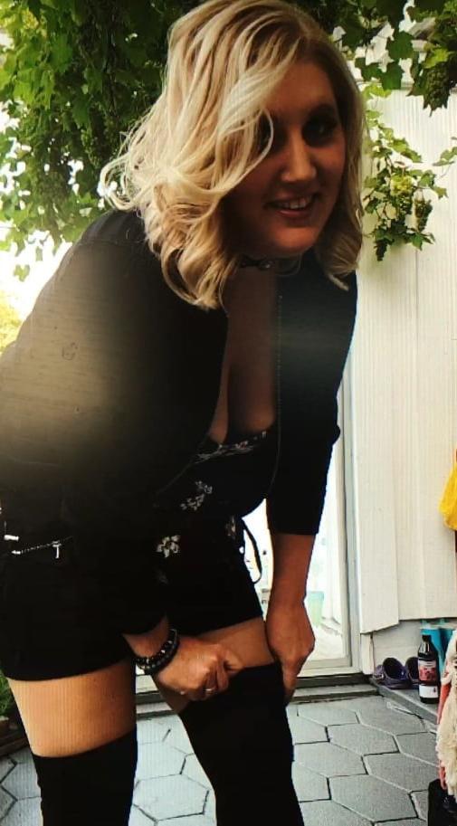 25P Amateur MILFs - 4