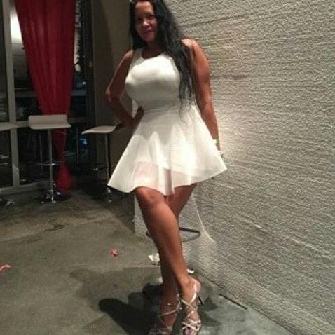 25P Amateur-MILFs - 1