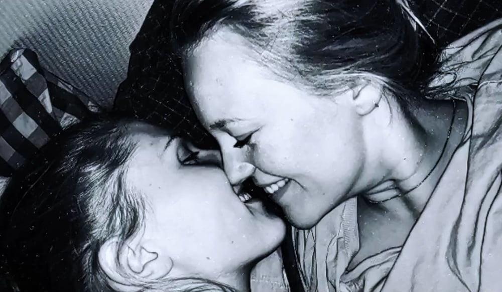 19P lesbian