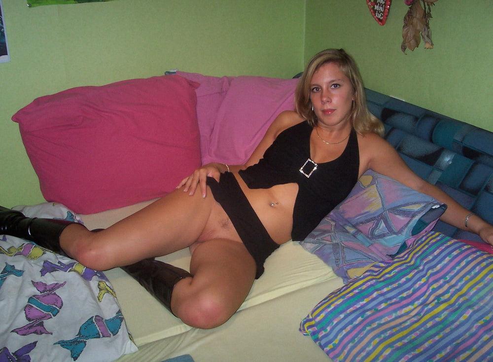 15P Horny Mature Amateur Sluts Exposed - For The MILF Lovers #6
