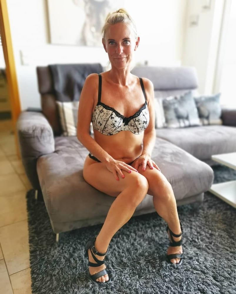 25P Amateur Milfs 277
