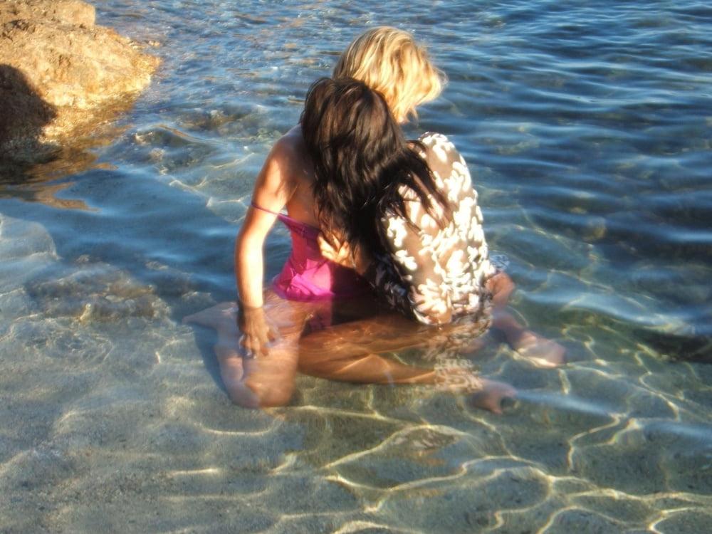 25P Amateur lesbians 2