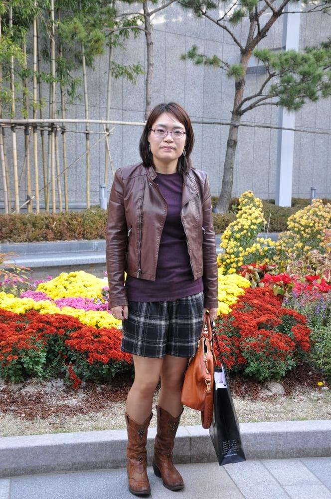 25P 1. Korean wife, hubby wants a slutwife