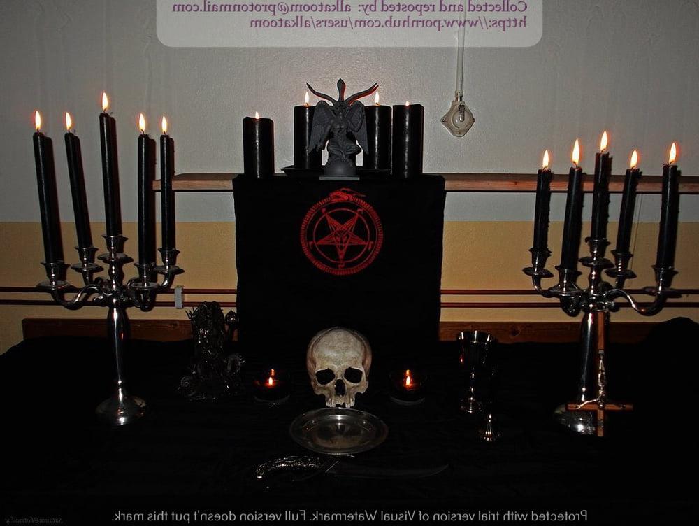 25P Satanic Symbols Photo Collection 2