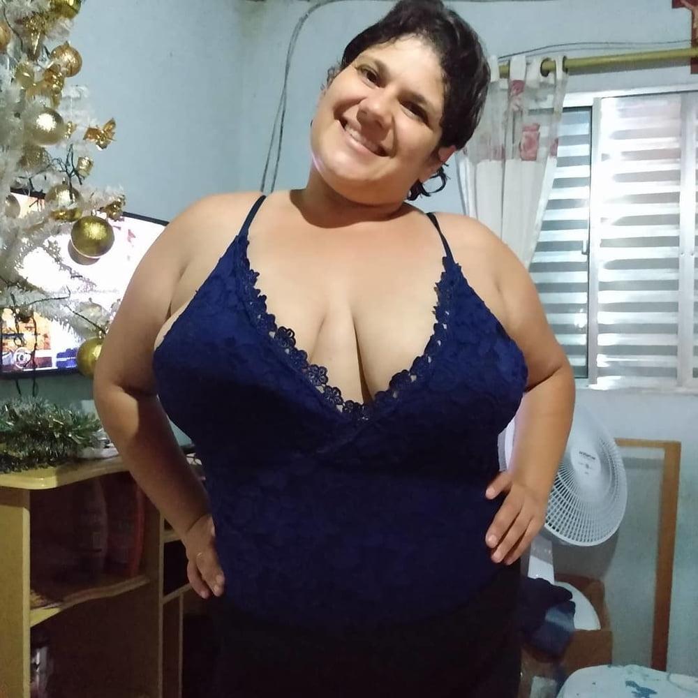 25P Curvy amateur Milf Nadia 48y (cum &amp; comment)
