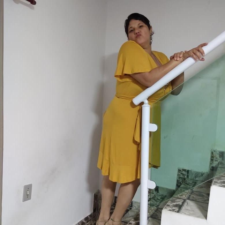 25P Curvy amateur Milf Nadia 48y (cum &amp; comment)