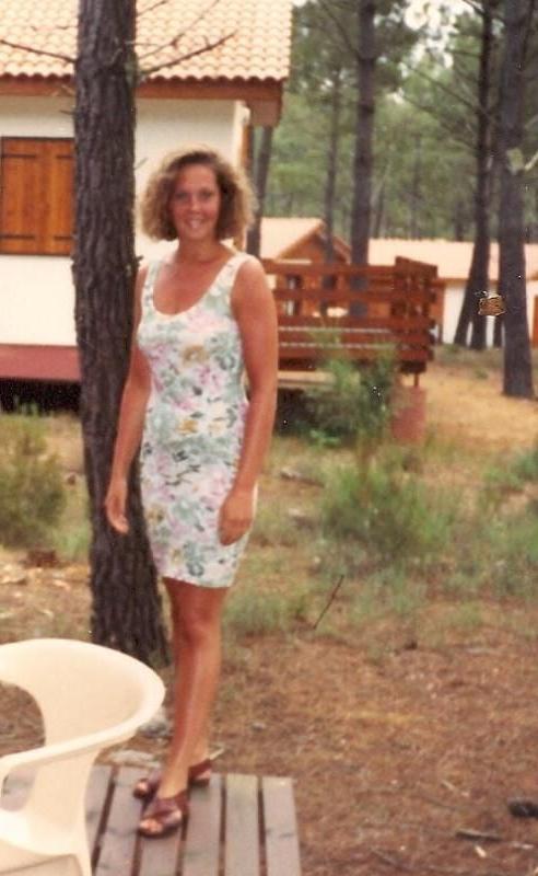 25P Blonde milf