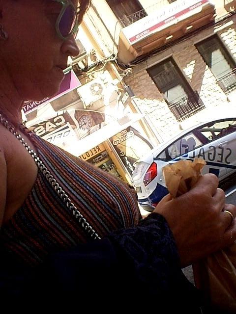 25P BUSTY MILF