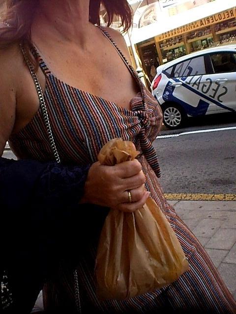 25P BUSTY MILF