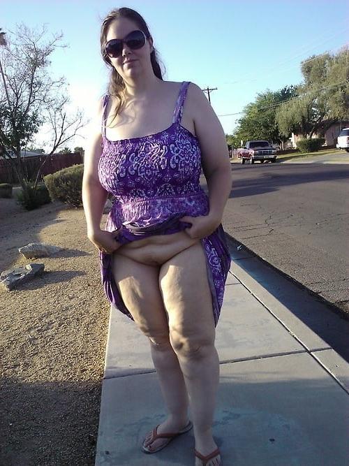 25P Public MILFs 07