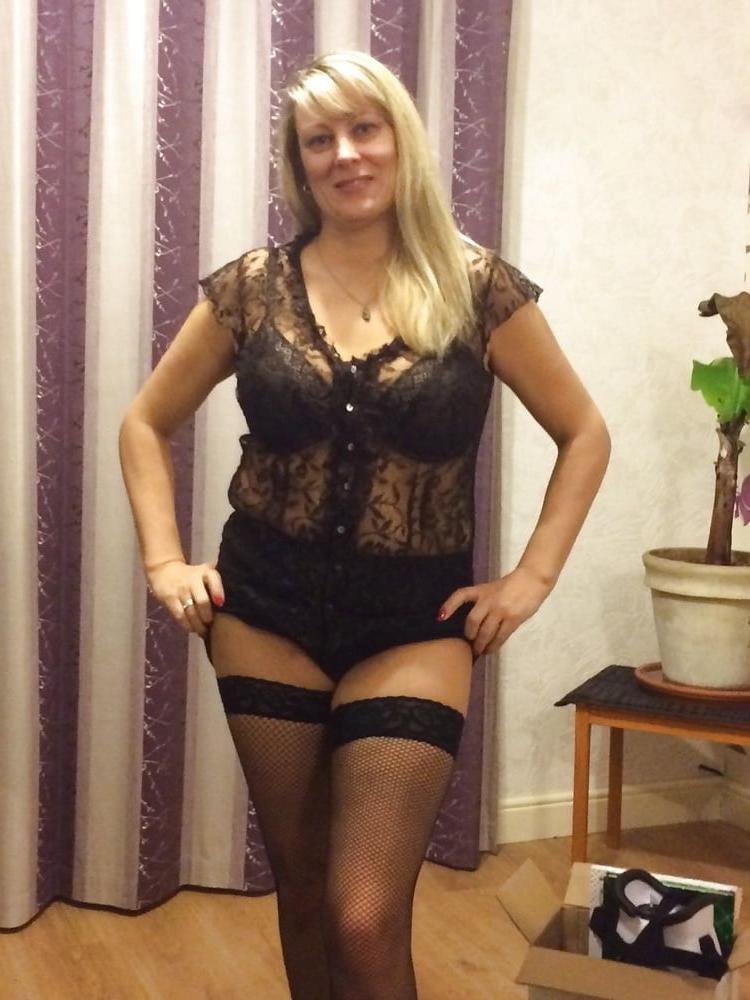 25P MILF Wives 106