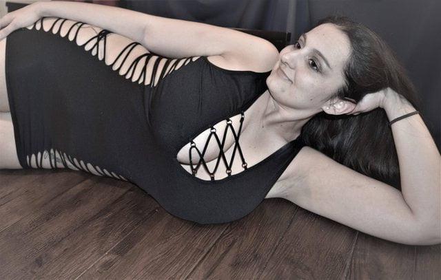 25P Sexy MILF