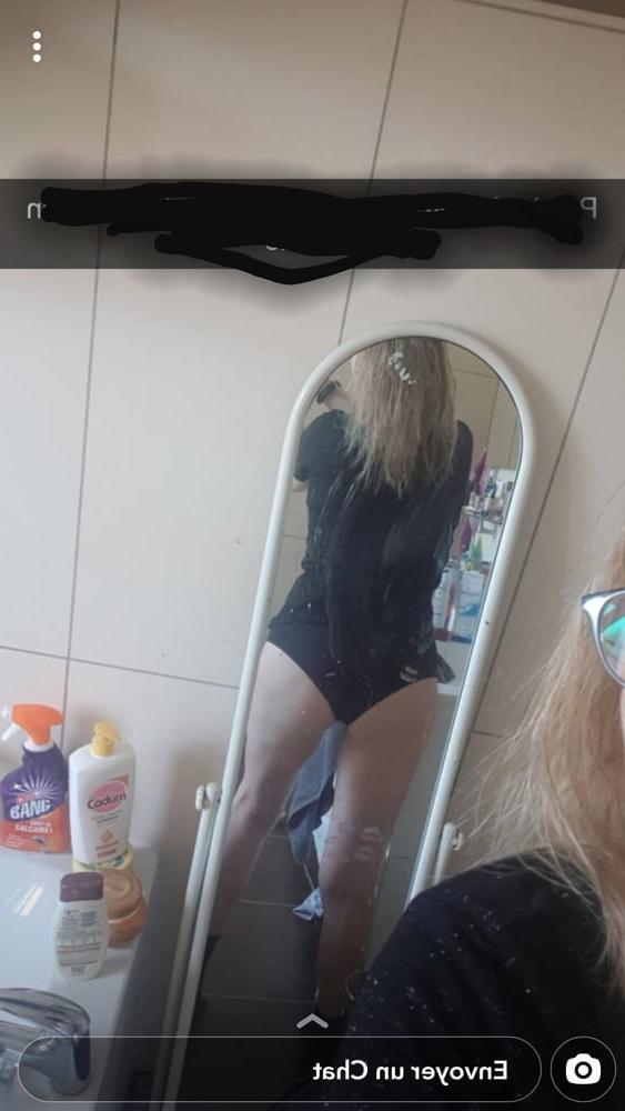 17P 33 FRENCH WHORE MILF MOM