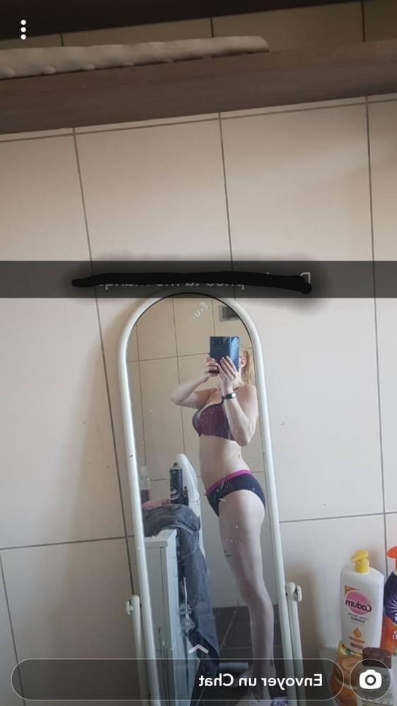 17P 33 FRENCH WHORE MILF MOM