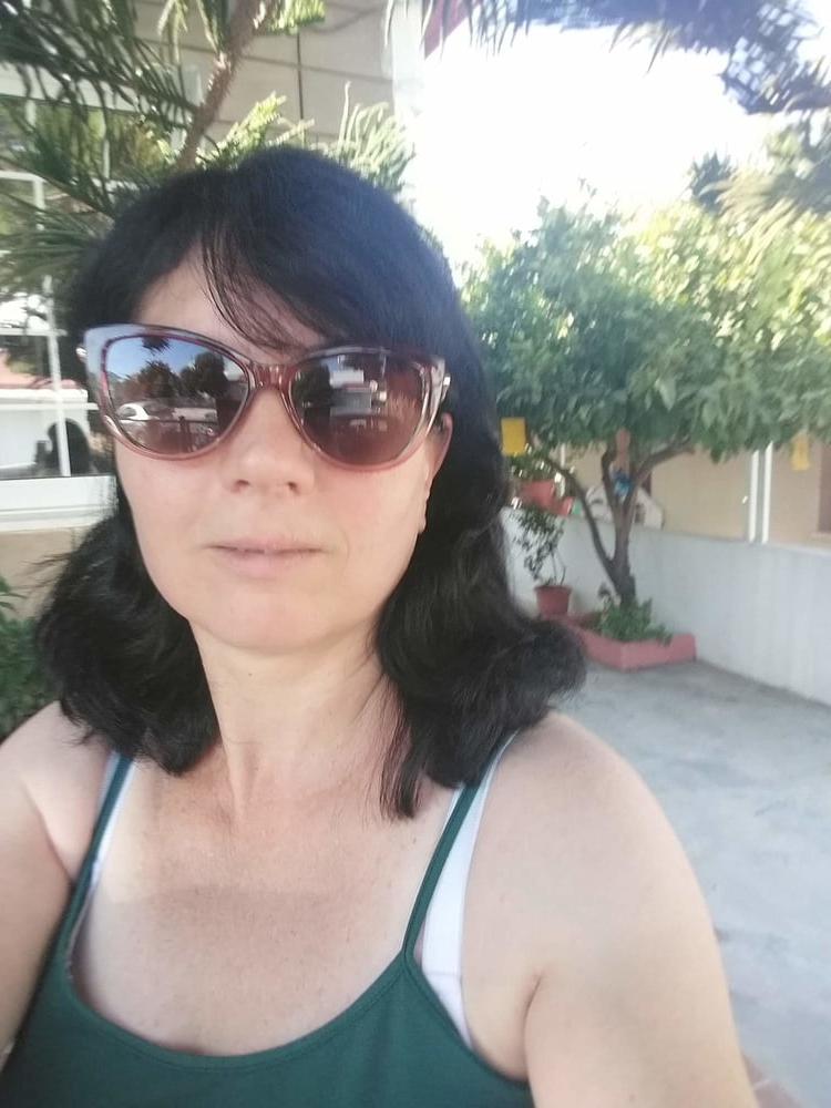 14P Facebook milfs