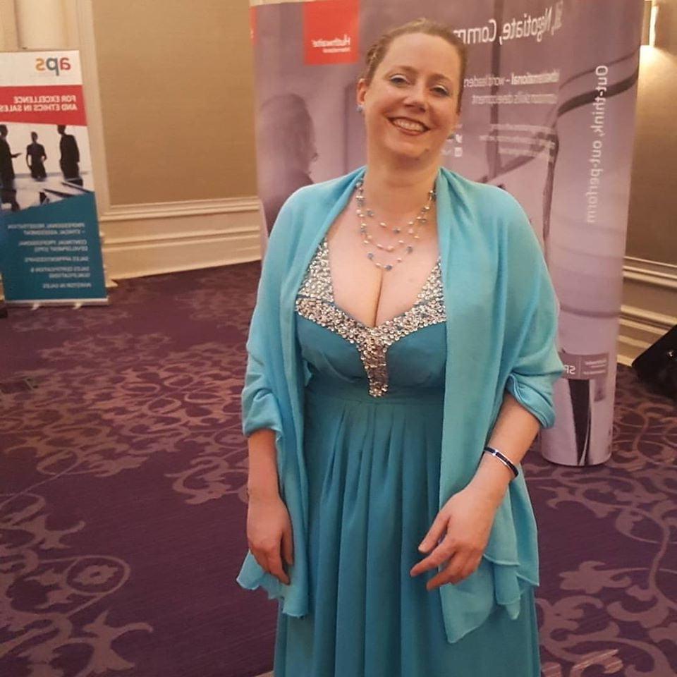 25P Beautiful and Busty MILFs 6